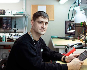 Мастер сервисного центра по ремонту техники Bowers & Wilkins